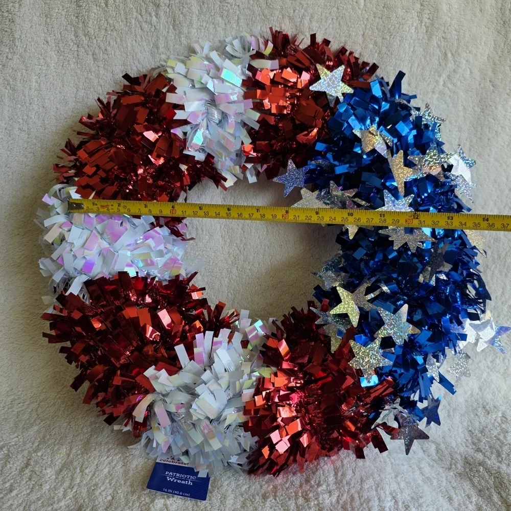 New Patriotic 4th of July Red White Blue Tinsel American flag Round Wreath 16 in